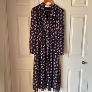 Diane von Furstenberg | Floral print Crepe Dress. Size 6. Lined.  Button Front